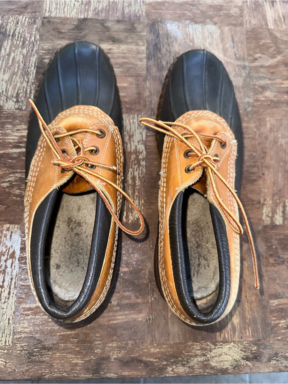 L.L. Bean Tan and Black Men’s Maine Hunting Shoe Duck/Boat Shoes Low Top